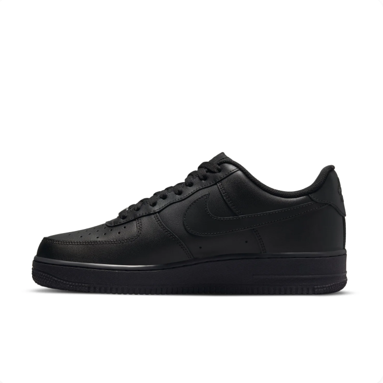 Nike Air Force 1 '07 Triple Black Sneakers