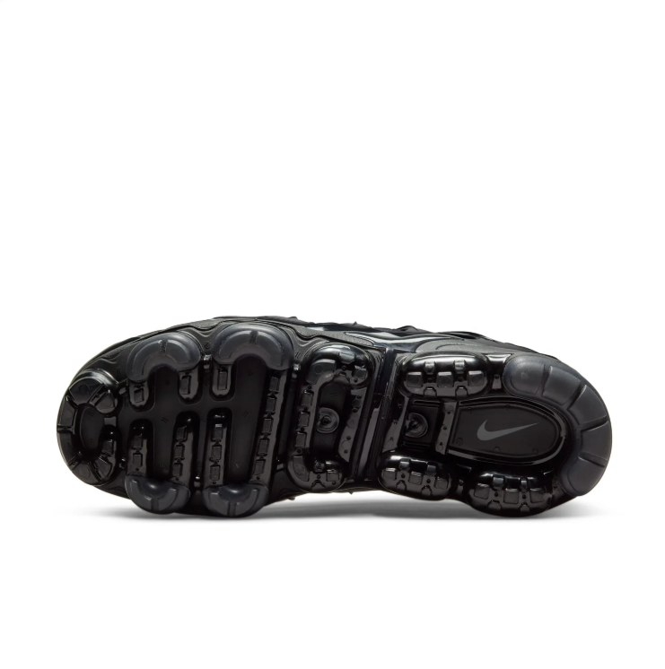 Nike Air VaporMax Plus Triple Black Sneakers