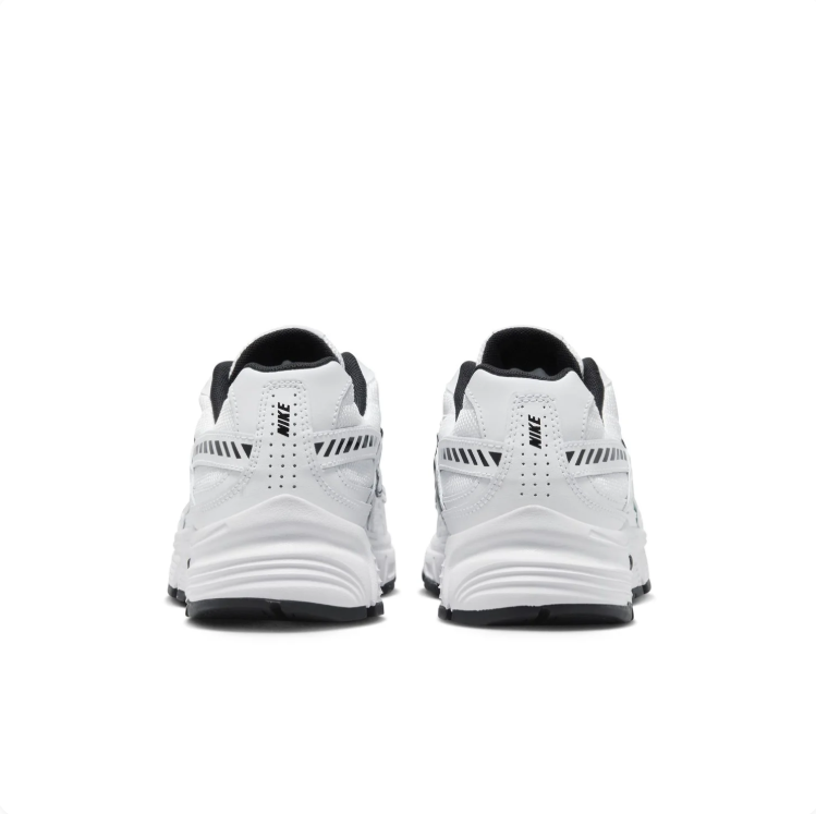 Nike Initiator White & Silver Sneakers