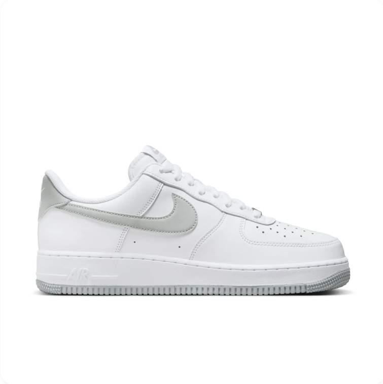 Nike Air Force 1 '07 White & Grey Sneakers