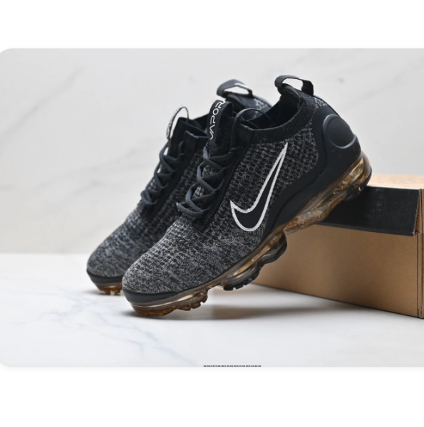 Nike Air VaporMax 2023 Flyknit Black & White Sneakers