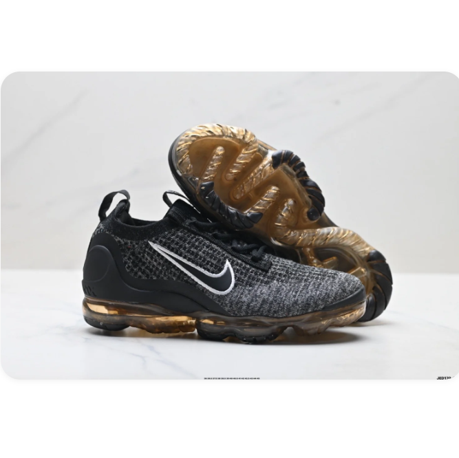 Nike Air VaporMax 2023 Flyknit Black & White Sneakers